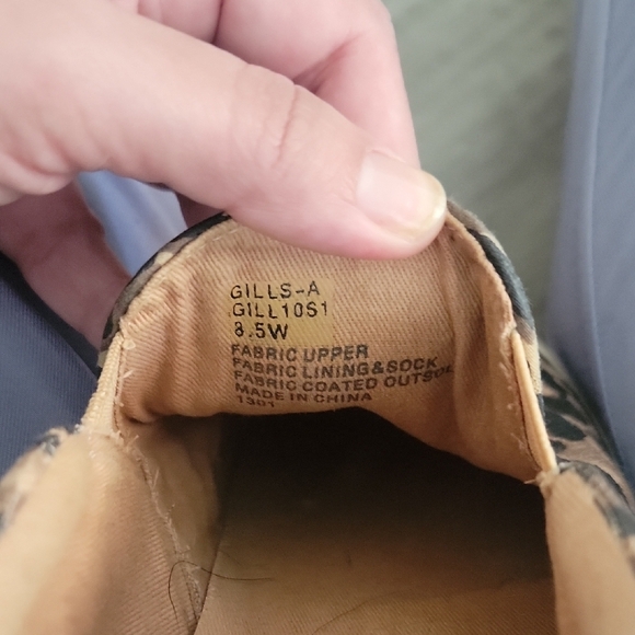 Steve Madden Brown and Black Sneakers with Leopard Print - Picture 7 of 7